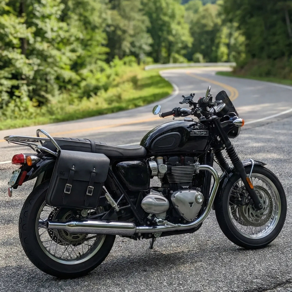 Triumph Bonneville T100 Right Side Leather Saddlebag TR01