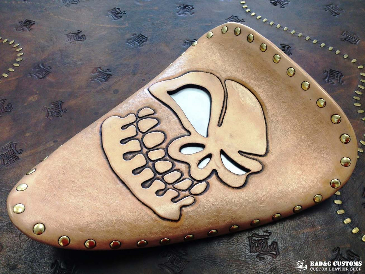 Flypaper Customs "Skull" Custom Bagger Seat | Harley-Davidson